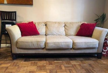 Sofa in great condition… free! (Great Neck, NY)