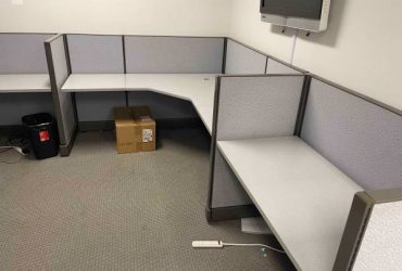 Pickup Only, FREE  Cubicles, 1 Table, Whiteboards (Intersection Bryant Irvin and Camp Bowie)