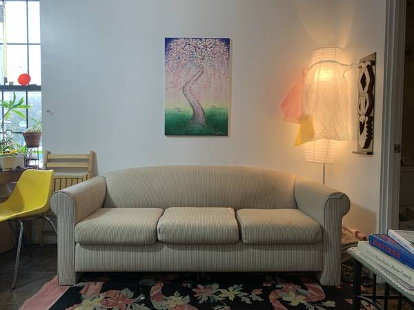 Free Couch (Bushwick – Ridgewood)