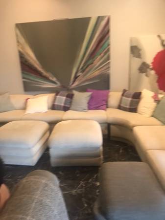 Sectional couch (LAKE WORTH)
