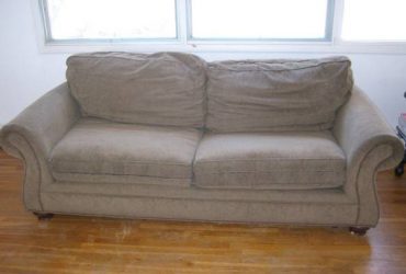 Sofa. Broyhill. 7' Fair Cond. (Wilton, CT)