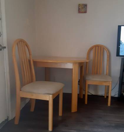 FREE Table and 2 chairs (LAKEWOOD)