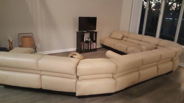 Leather sectional (Margate)