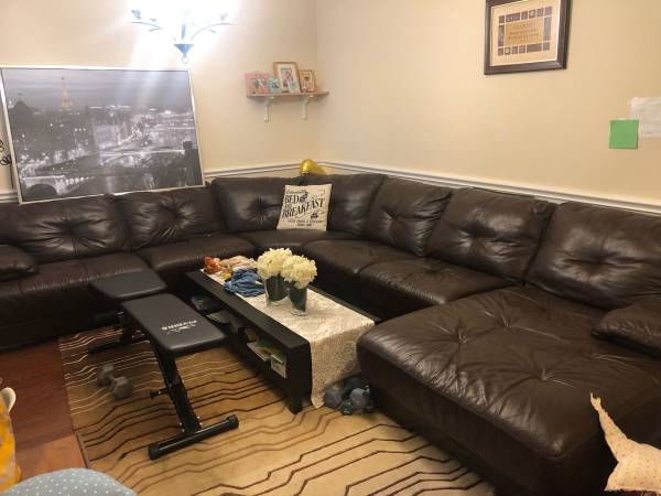 Free sofa (Dallas)