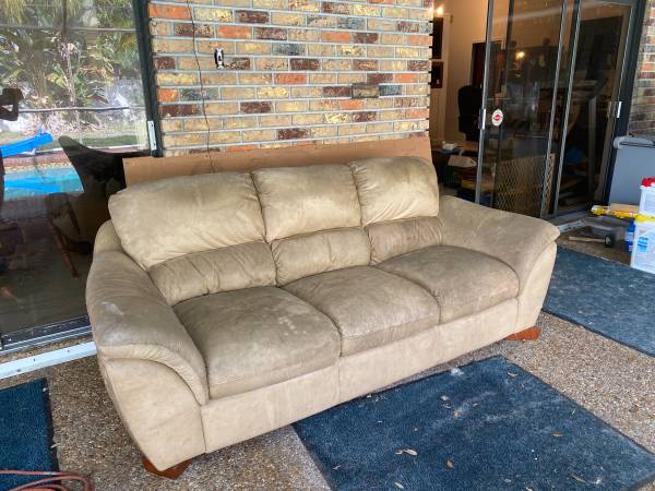 Leather Couch (Boca Raton)