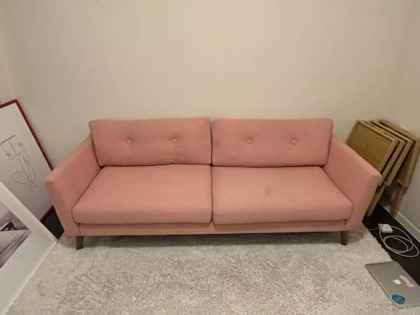 FREE COUCH (Upper East Side)