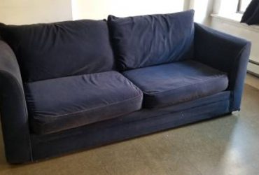 Free blue sofabed (Harlem / Morningside)