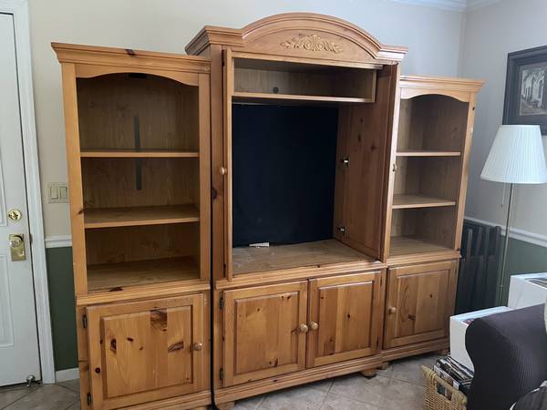 Free Entertainment Center with 2 matching Bookcases (Orlando)