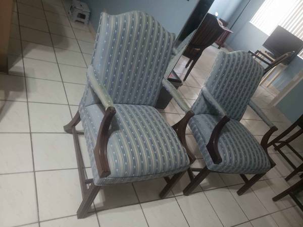 Accent Chairs set of 2