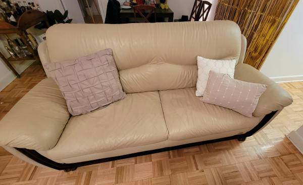 Leather ivory couch (Upper West Side)