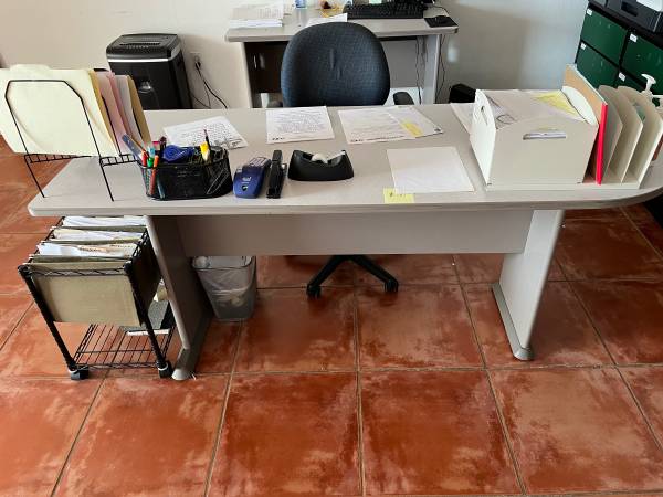 Miscellaneous furniture/ office supplies (North Miami)