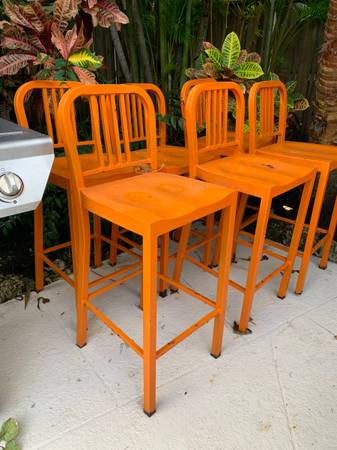 High Top Chairs – Rusty (Fort Lauderdale)