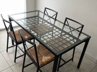IKEA dining set— FREE (Coral gables)