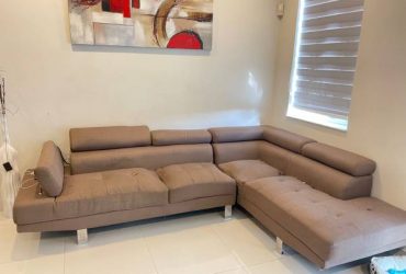 Sectional Sofa (Miami)