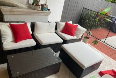 Free 5-Piece Outside Furniture (Coconut Grove)