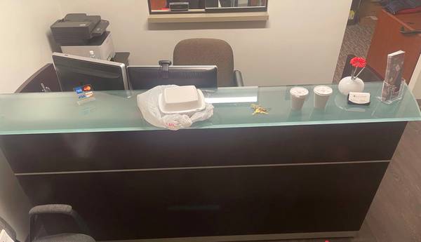 Office Receptionist Desk (635 and Coit)