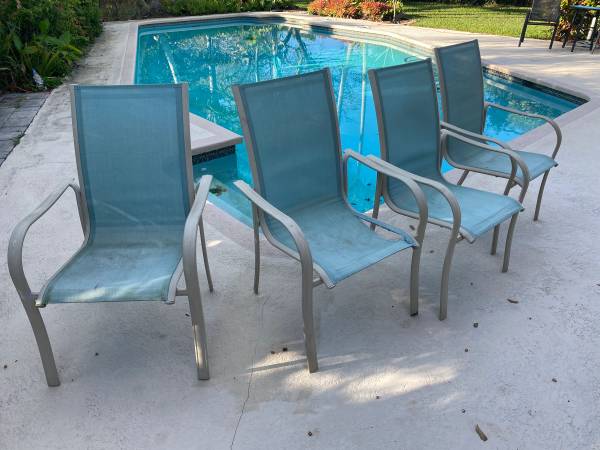 6 aluminum patio chairs (Kendall)