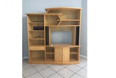 FREE FURNITURE (SEARCH TODAY) HIALEAH GARDENS