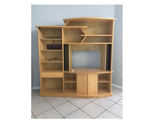 FREE FURNITURE (SEARCH TODAY) HIALEAH GARDENS