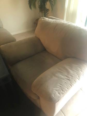 Microfiber Couch & Chair (Deerfield Bch.)