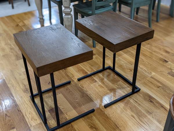 Two end tables with sliding drawers (Crown Heights)