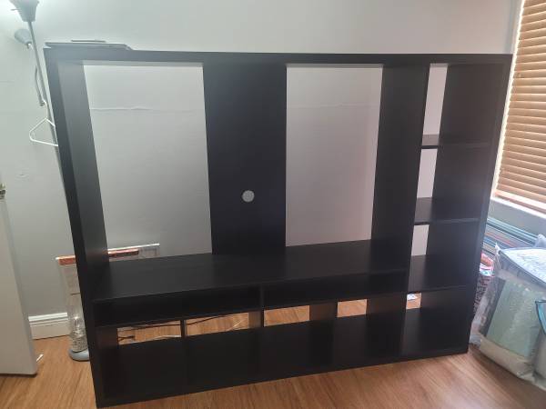 TV Stand (Kendall)
