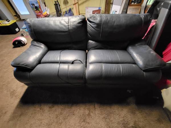 Blue leather couch recliner electric (Terrell)