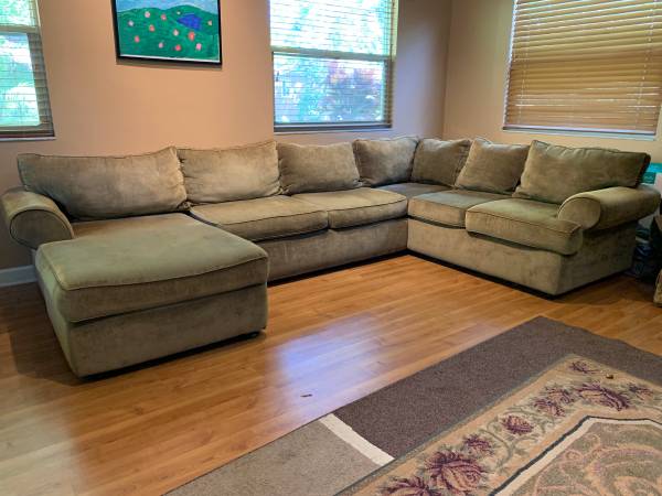 Sectional Sofa (Orlando)