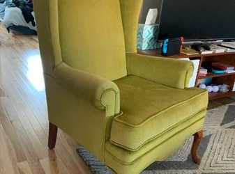 Tall Wingback Chair (Bed Stuy)