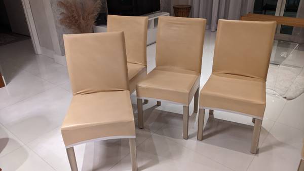 Dinner chair set of 4 with covers available for pickup (FREE) (Aventura)