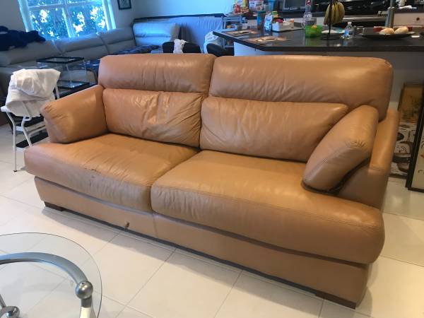 FREE Leather couch (Boynton beach Florida)