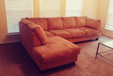Sectional Couch (Spring)