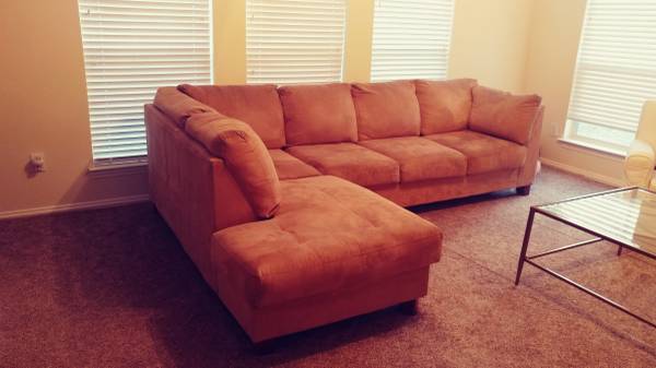 Sectional Couch (Spring)