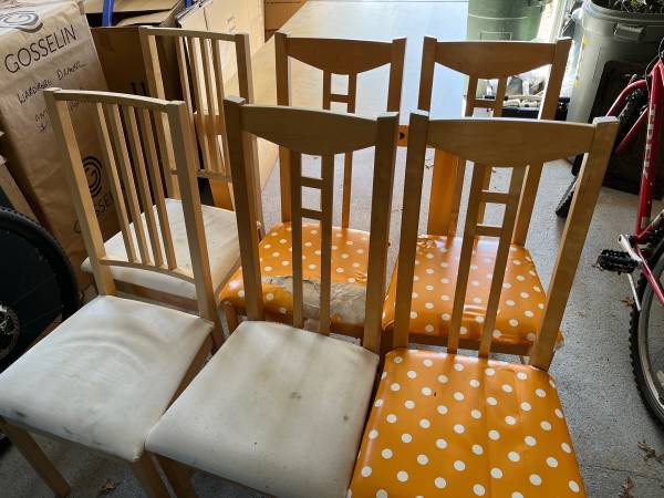 IKEA Table & Chairs (Port Washington)