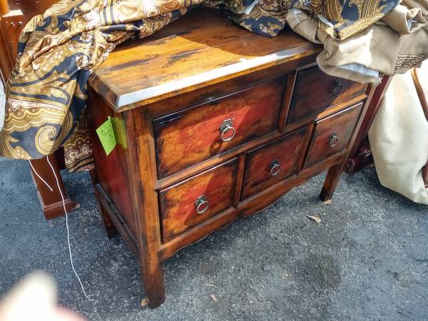 FREE FURNITURE LOTS USED MUST GO (CORAL SPRINGS)