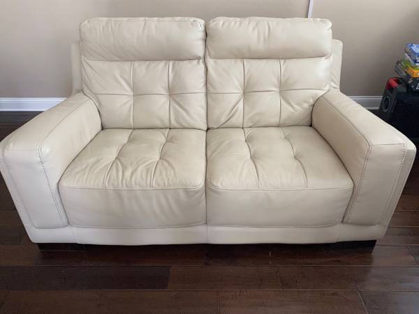 Sofa/Loveseat/Chair (Windermere)