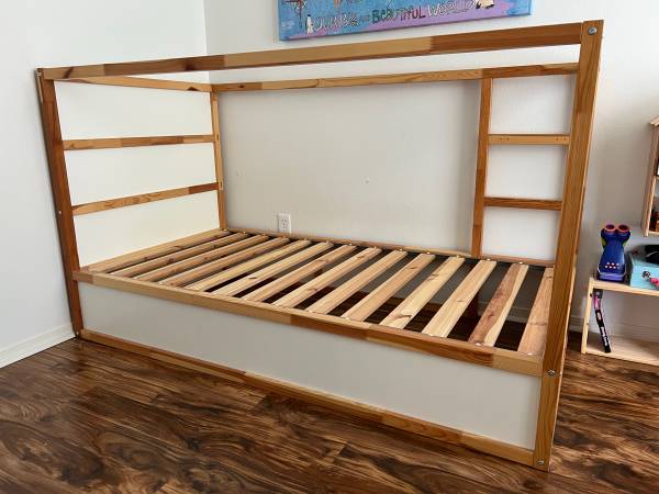 Ikea Kura Twin Bed – Reversible – White / Pine (The Woodlands, TX)