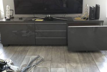 Ikea TV stand – Free (Davenport)