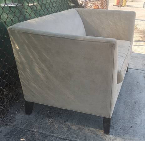 FREE Couch!!! PLEASE READ ALL OF AD!! (Dania Beach)