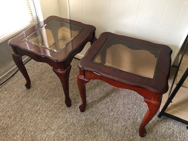 FREE couch & 2 lamp tables (Venice)