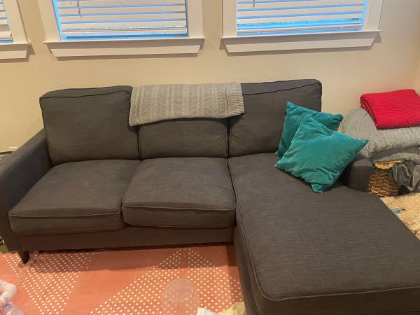 Free couch for pickup (Austin)