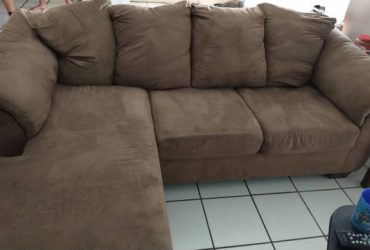 Brown Sofa with Chaise Extension (Cooper City, Fl)