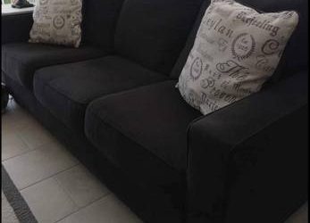 Free Couch (Hialeah)