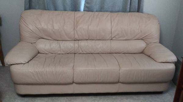 FREE Genuine leather sofa Orlando