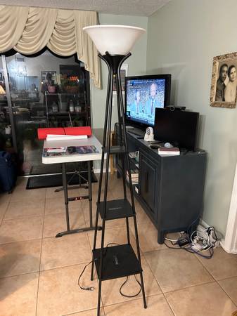 Lamp with shelves (Pembroke Pines)