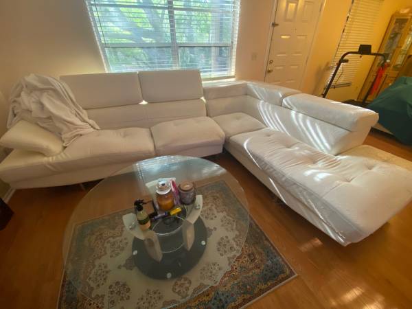 Large White Modern Sectional Sofa Couch – FREE Tampa
