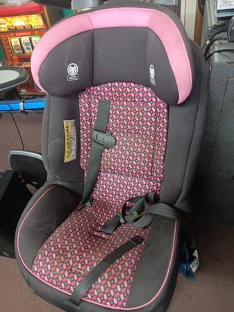 Cosco Baby Car Seat – FREE (Orlando)