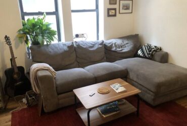 Free couch (Kensington)