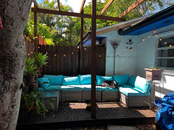 FREE Patio sofa + table (Coconut Grove)