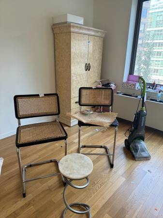 Moving! Must go! (Long Island City)